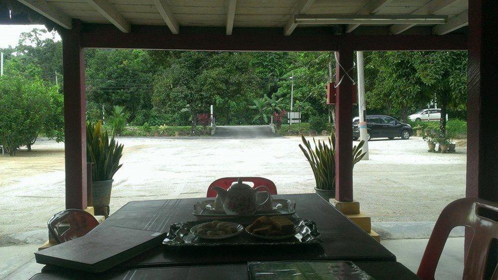 Homestay Bukit Gantang Hotel Taiping Ngoại thất bức ảnh